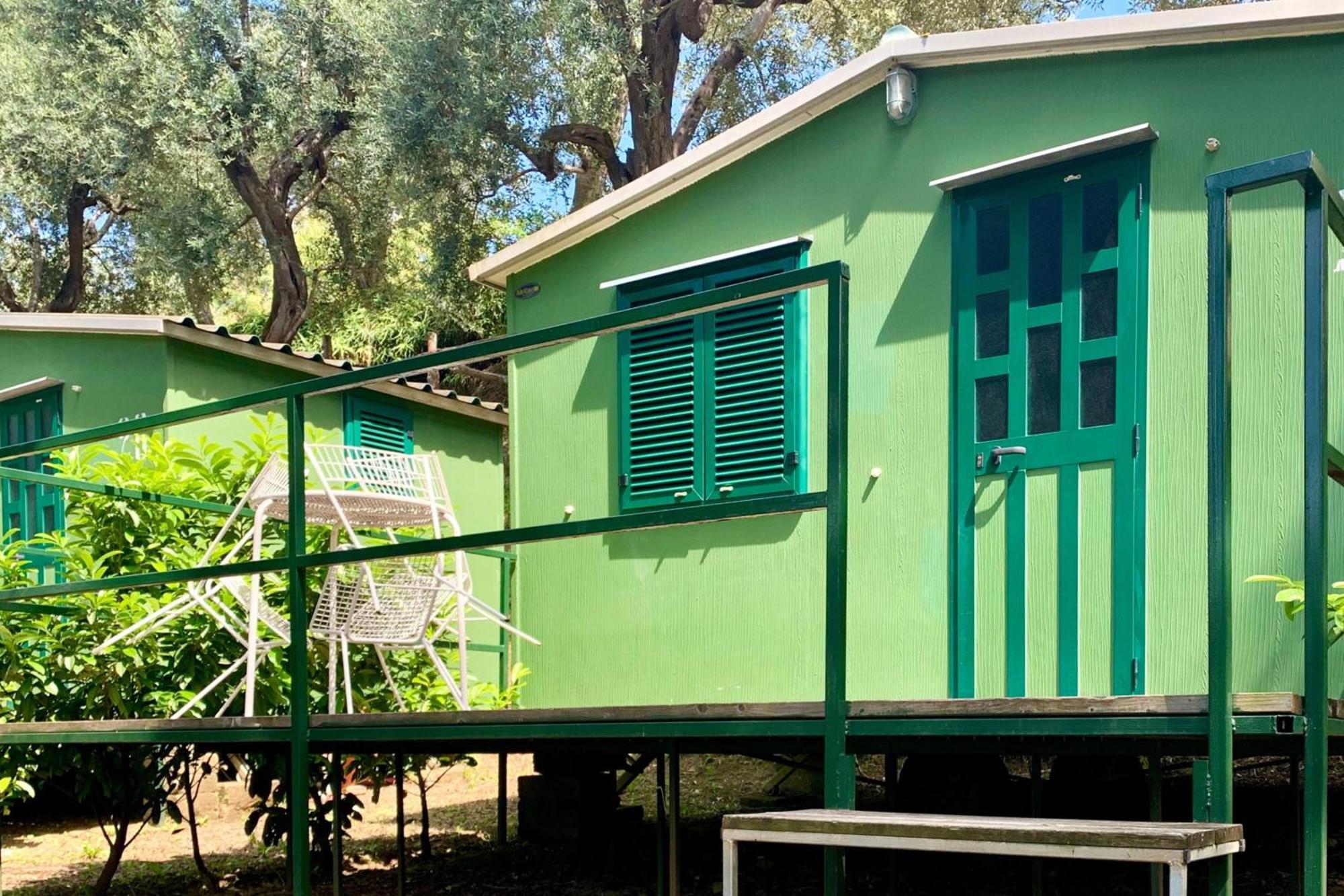 Hostel & Glamping Santa Fortunata Sorrento Szoba fotó