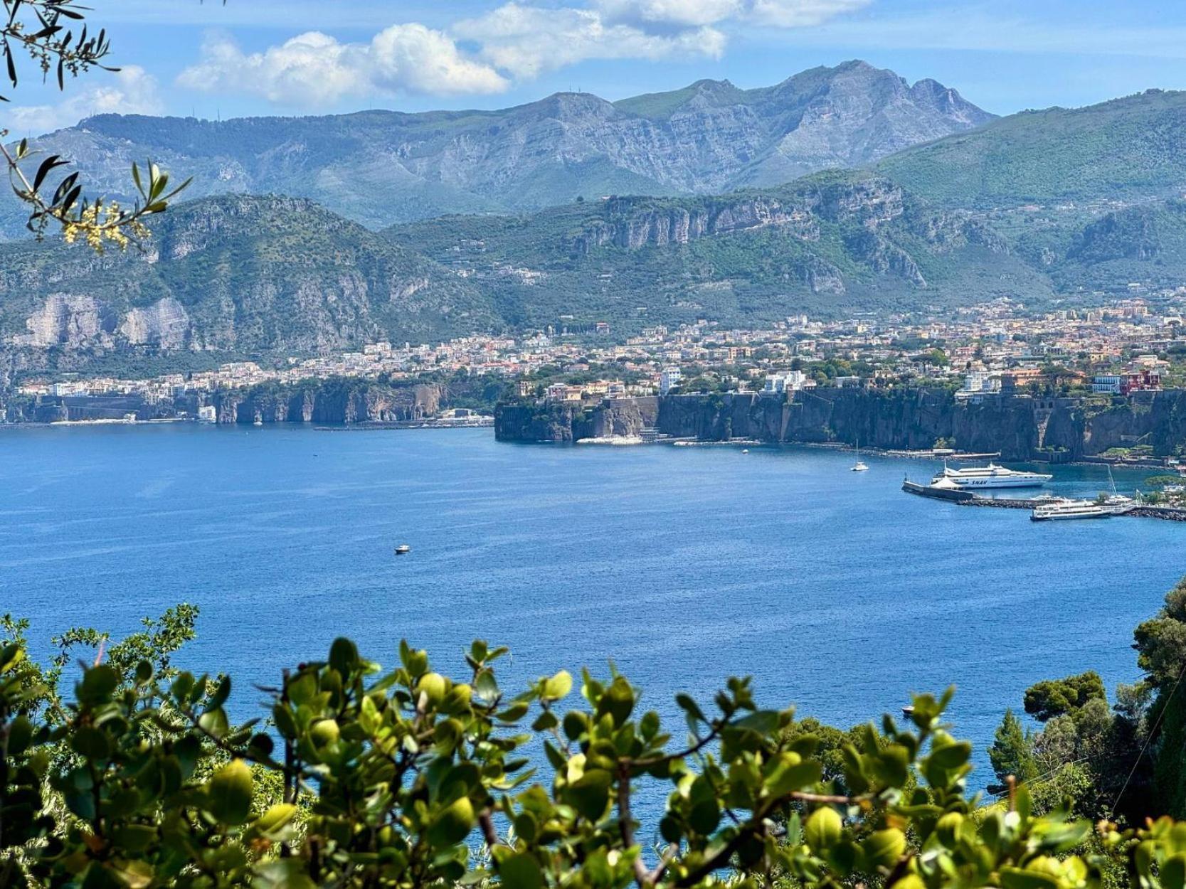 Hostel & Glamping Santa Fortunata Sorrento Kültér fotó